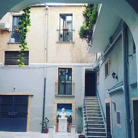 米兹卡住宿加早餐旅馆 卡塔尼亚 外观 照片